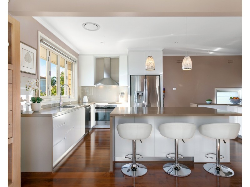 2 Holt Road, Taren Point NSW 2229