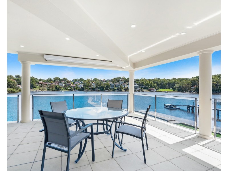 171 Queens Road, Connells Point NSW 2221