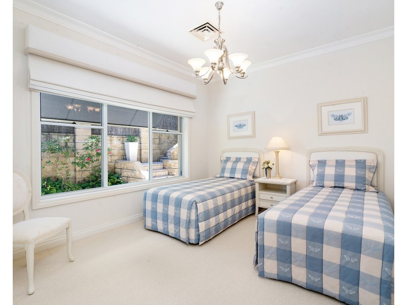 171 Queens Road, Connells Point NSW 2221