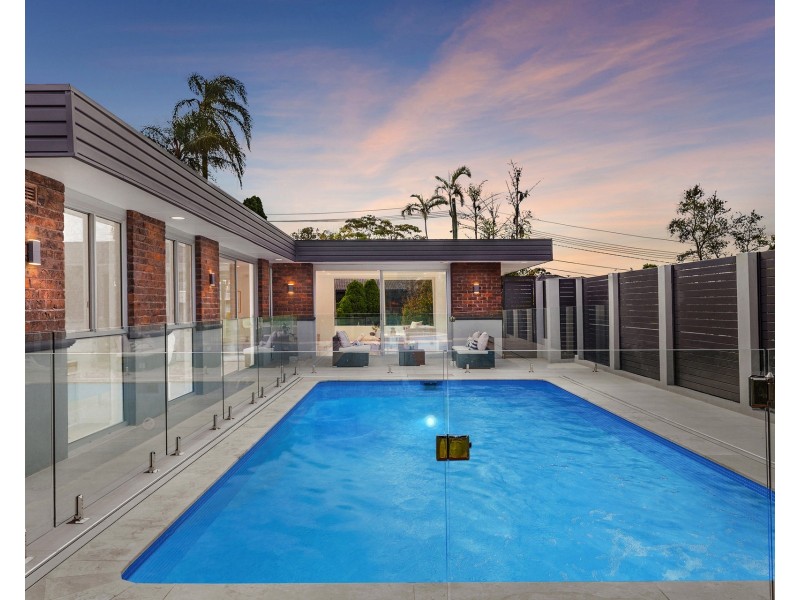 10 Leichhardt Crescent, Sylvania NSW 2224