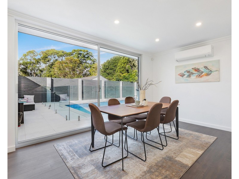 10 Leichhardt Crescent, Sylvania NSW 2224