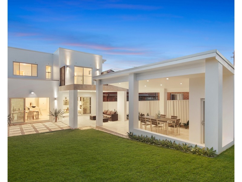 220 Carrington Avenue, Hurstville NSW 2220