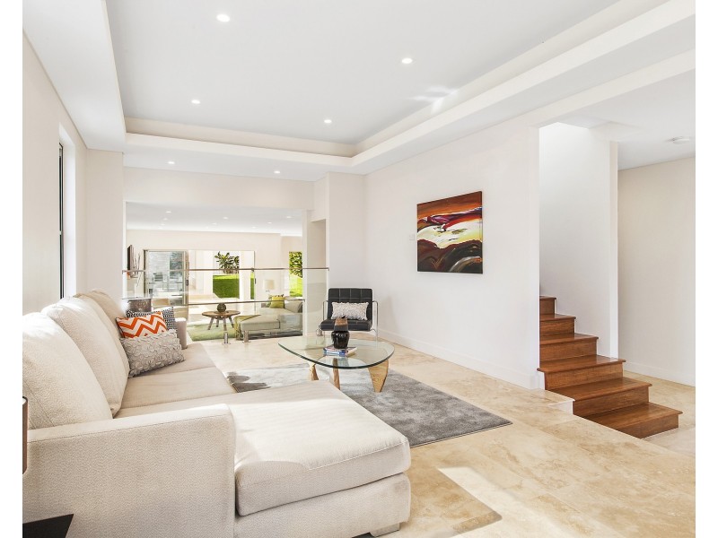 220 Carrington Avenue, Hurstville NSW 2220