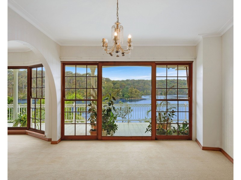 8-10 Mansion Point Road, Grays Point NSW 2232