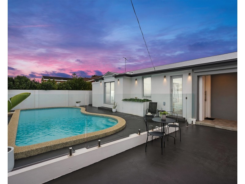 8 Murrumbidgee Avenue, Sylvania Waters NSW 2224