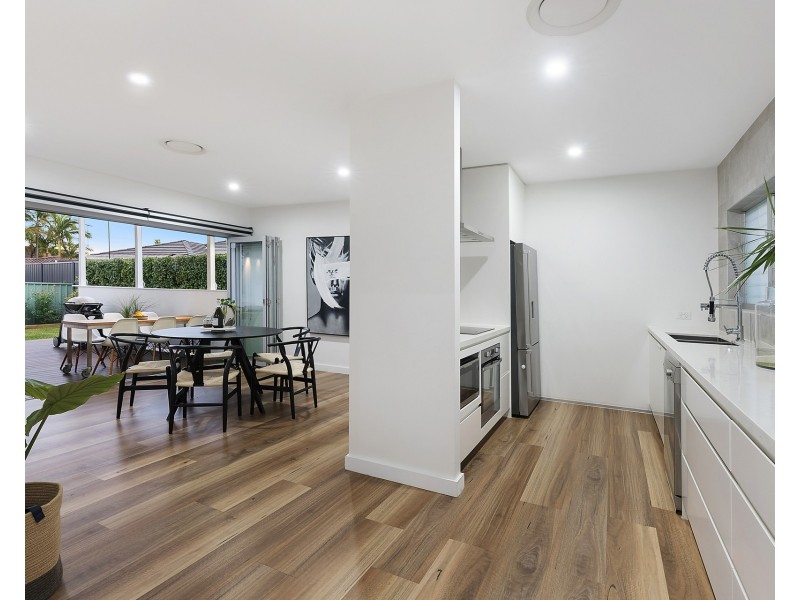 8 Murrumbidgee Avenue, Sylvania Waters NSW 2224