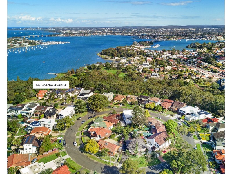 44 Gnarbo Avenue, Carss Park NSW 2221