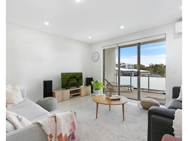 11/22-24 Gover Street, Peakhurst NSW 2210