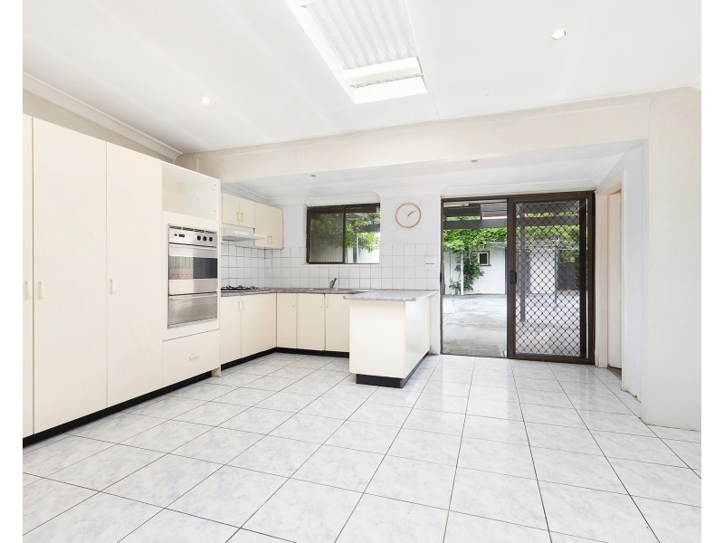 94 Wollongong Road, Arncliffe NSW 2205