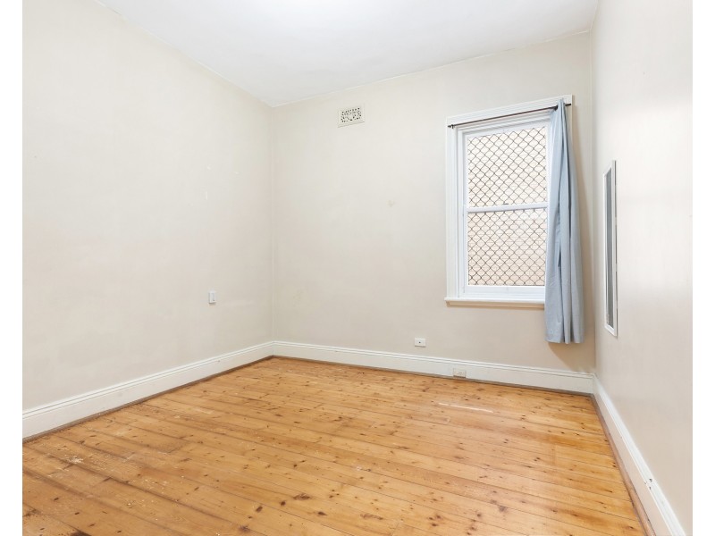 94 Wollongong Road, Arncliffe NSW 2205