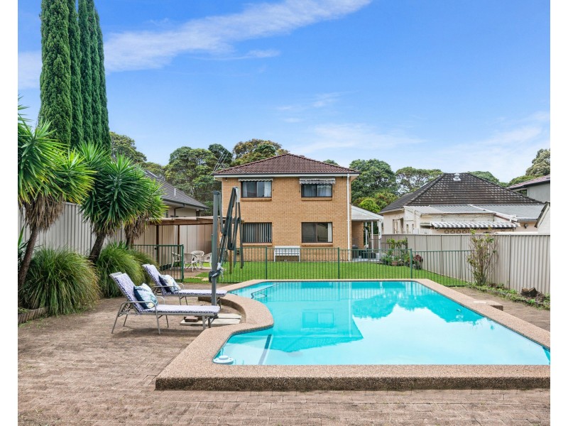 7 Anglo Square, Carlton NSW 2218