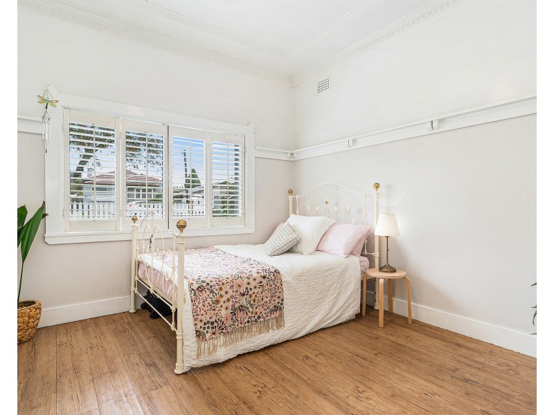 23 Jarrett Street, Clemton Park NSW 2206