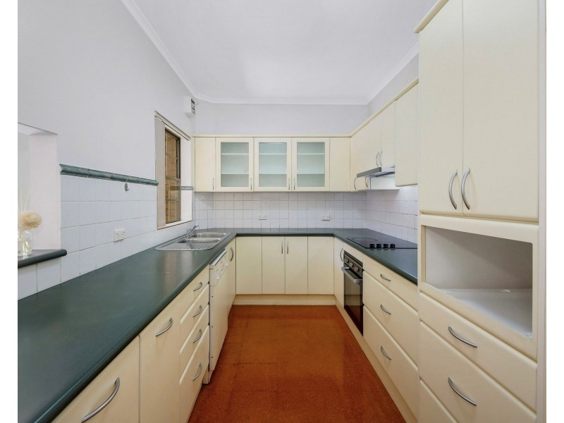 2/15 Gladstone Street, Bexley NSW 2207