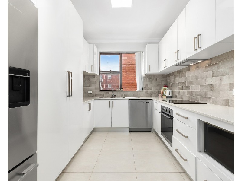 2/94 The Grand Parade, Brighton-le-sands NSW 2216