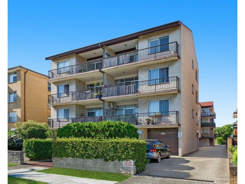 18/213 President Avenue, Monterey NSW 2217