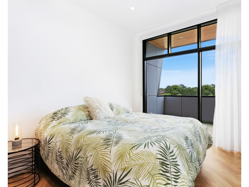 1/2 Windermere Avenue, Miranda NSW 2228