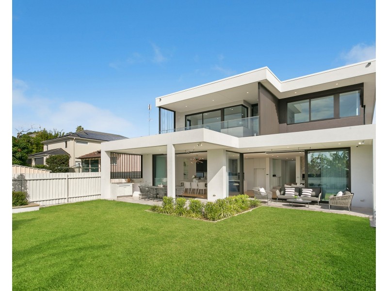 28 Riverview Avenue, Kyle Bay NSW 2221