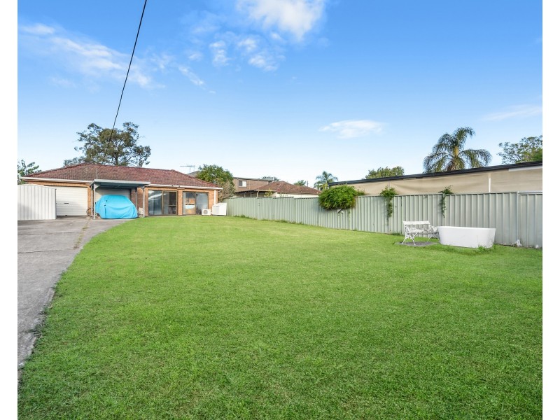 3 Compton Street, Bass Hill NSW 2197