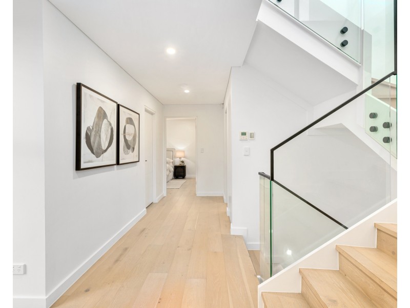 16B Curtis Avenue, Taren Point NSW 2229