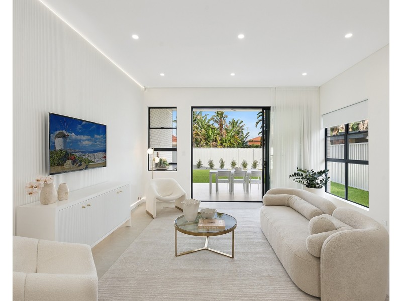 6B Kobada Place, Sylvania NSW 2224