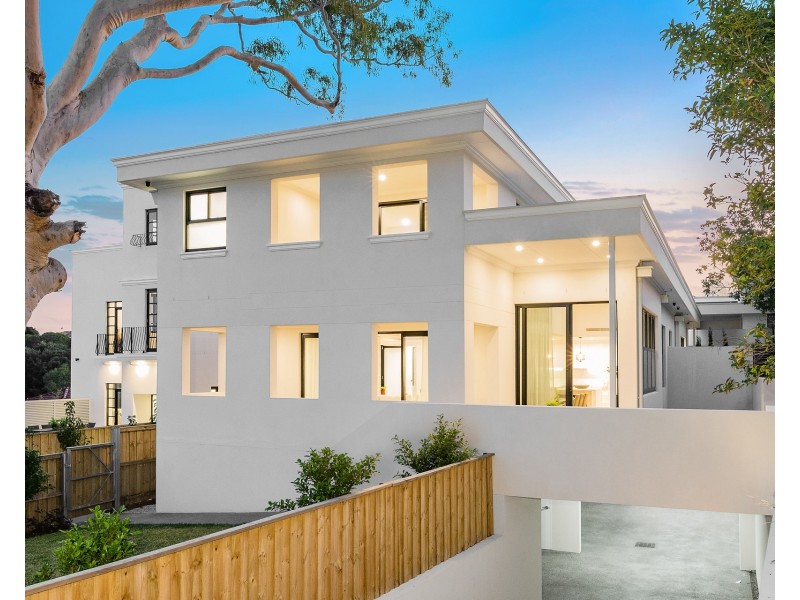 3/4 Marie Dodd Crescent, Blakehurst NSW 2221