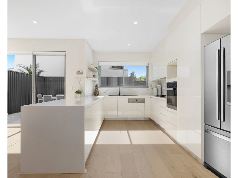 2/9 Robinson Street, Monterey NSW 2217