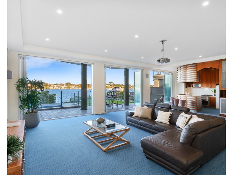 66 Carlton Crescent, Kogarah Bay NSW 2217