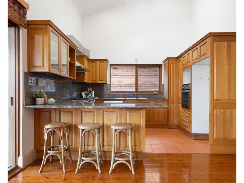 10 Plimsoll Street, Sans Souci NSW 2219