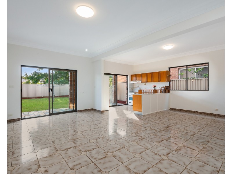 31 McMillan Avenue, Sandringham NSW 2219