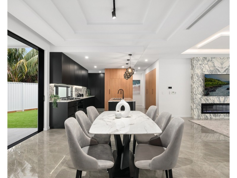 38 Hawkesbury Esplanade, Sylvania Waters NSW 2224