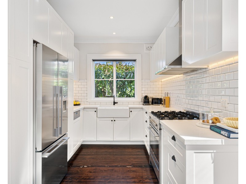 2 Leslie Road, Bexley NSW 2207