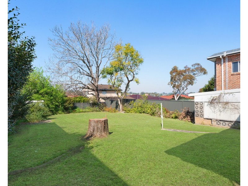 9 Whitfield Parade, Hurstville Grove NSW 2220