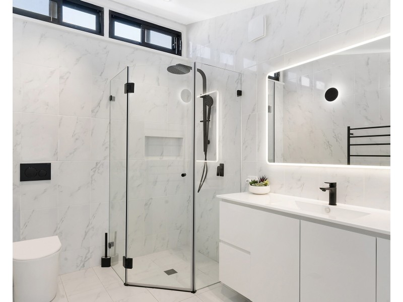 87 Port Hacking Road, Sylvania NSW 2224