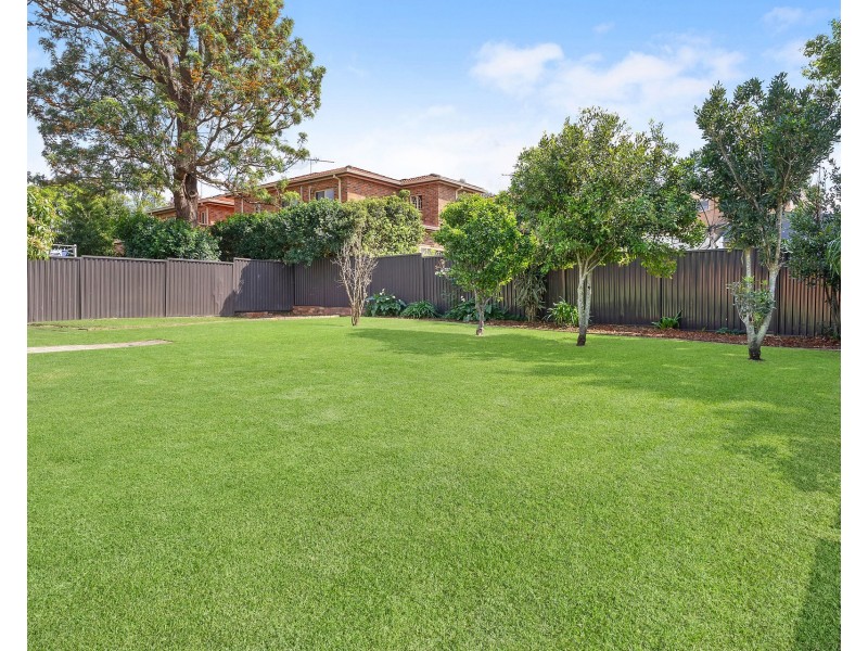 7 Grove Avenue, Narwee NSW 2209