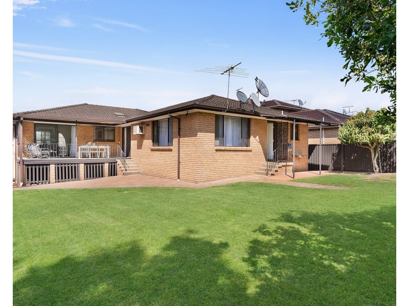 7 Grove Avenue, Narwee NSW 2209