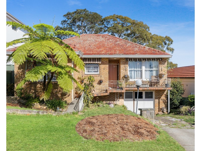 9 Gnarbo Avenue, Carss Park NSW 2221