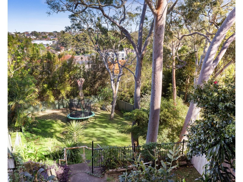 9 Gnarbo Avenue, Carss Park NSW 2221