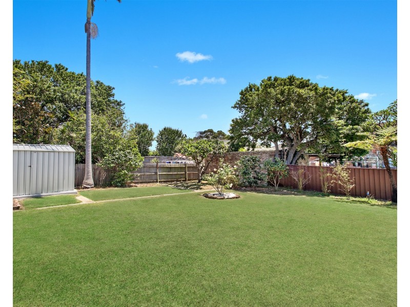 14 Centre Street, Blakehurst NSW 2221