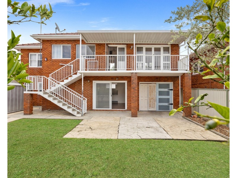 6 Moorefield Avenue, Kogarah NSW 2217