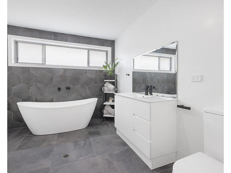 23 Planthurst Road, Carlton NSW 2218