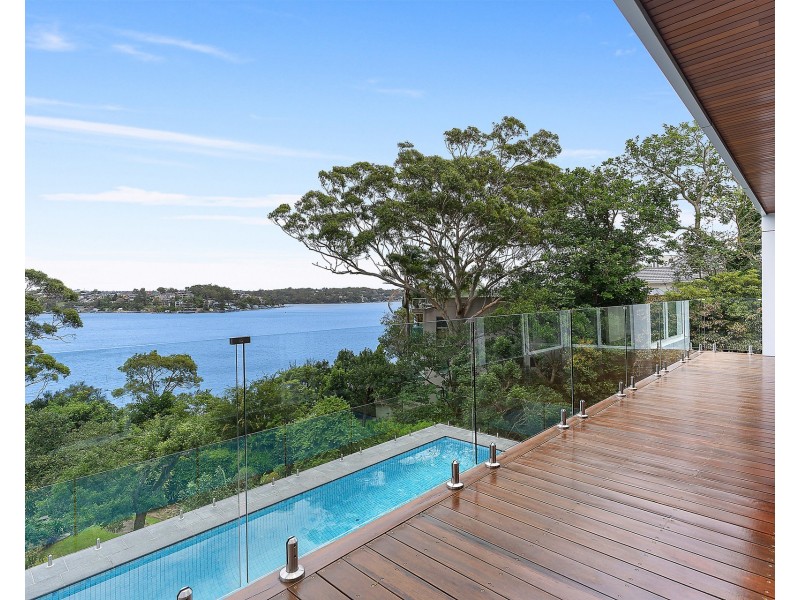 8 Pleasant Way, Blakehurst NSW 2221