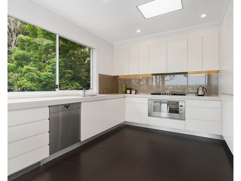 8 Pleasant Way, Blakehurst NSW 2221