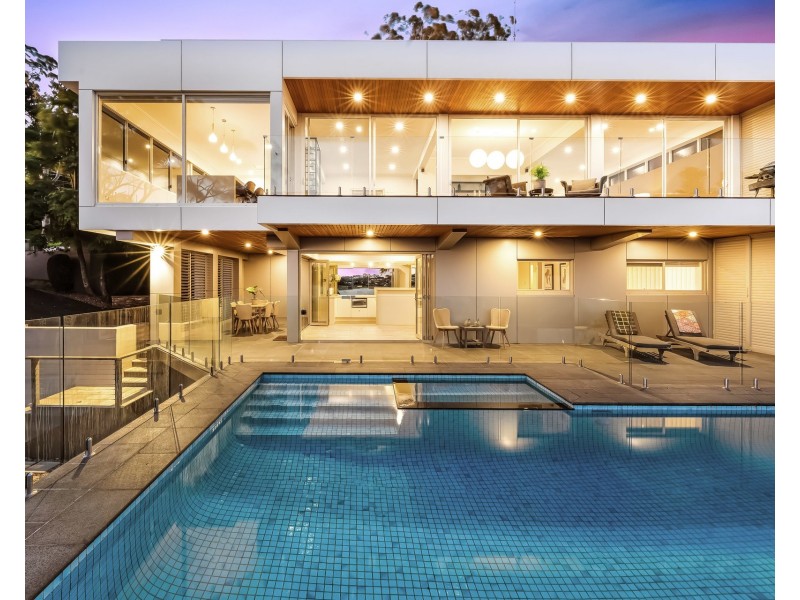 8 Pleasant Way, Blakehurst NSW 2221