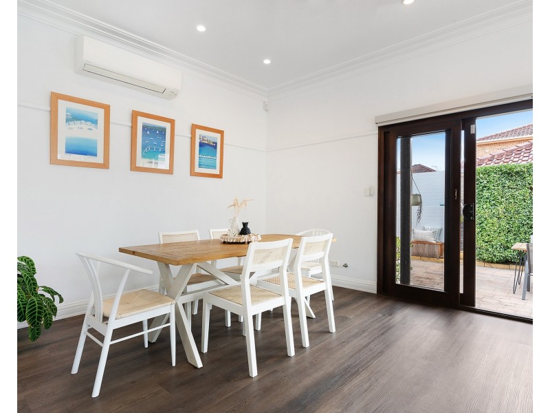 18 Lakeside Avenue, Monterey NSW 2217