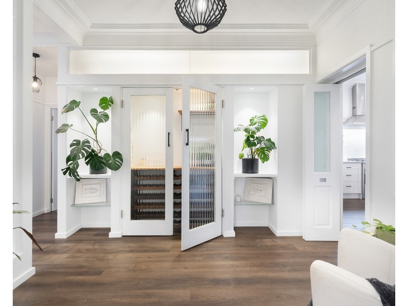 18 Lakeside Avenue, Monterey NSW 2217