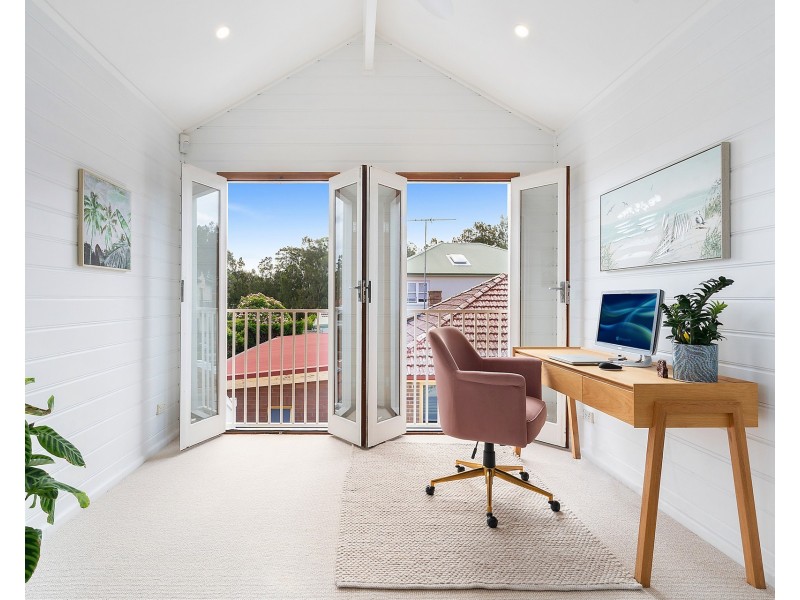 18 Lakeside Avenue, Monterey NSW 2217