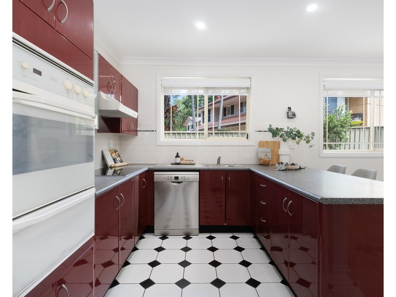 2/1 Winifred Avenue, Caringbah NSW 2229