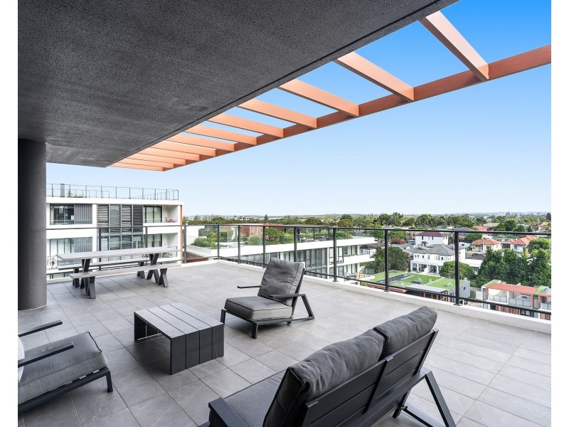 803/7 Garrigarrang Avenue, Kogarah NSW 2217