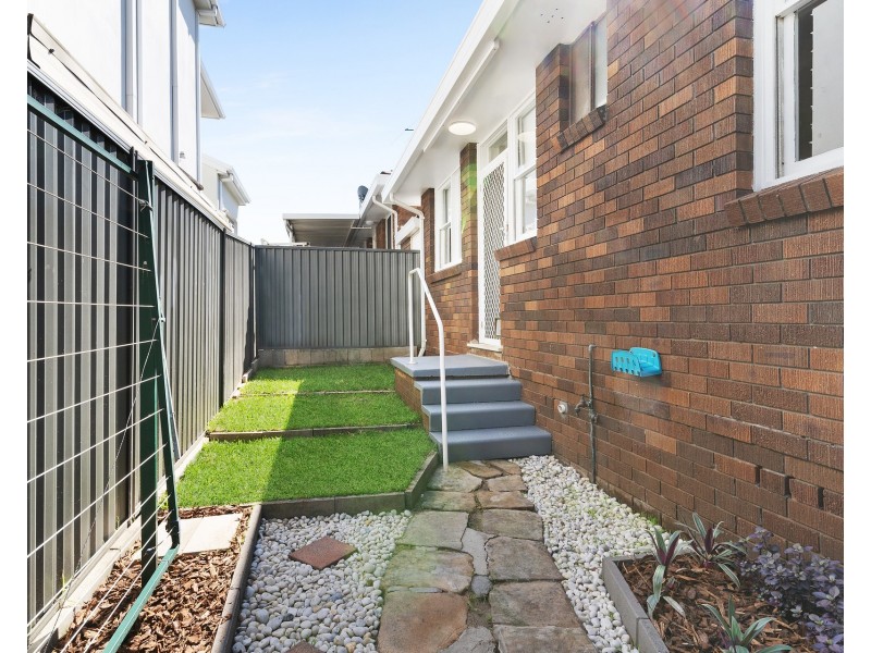 2/12 Reading Road, Brighton-le-sands NSW 2216