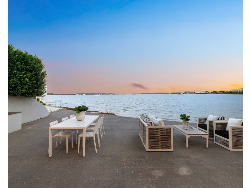 56a Woodlands Road, Taren Point NSW 2229